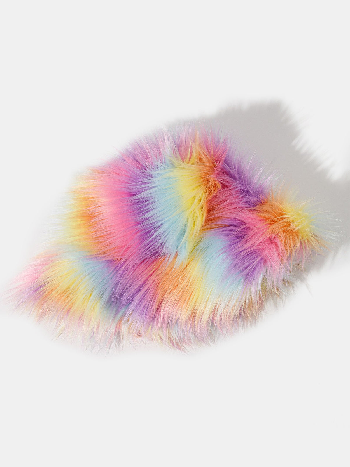 Fluffy Long-Pile Faux Fur Bucket Hat – Perfect For Music Festivals