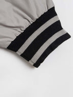 DH Print V Neck Sweatshirt