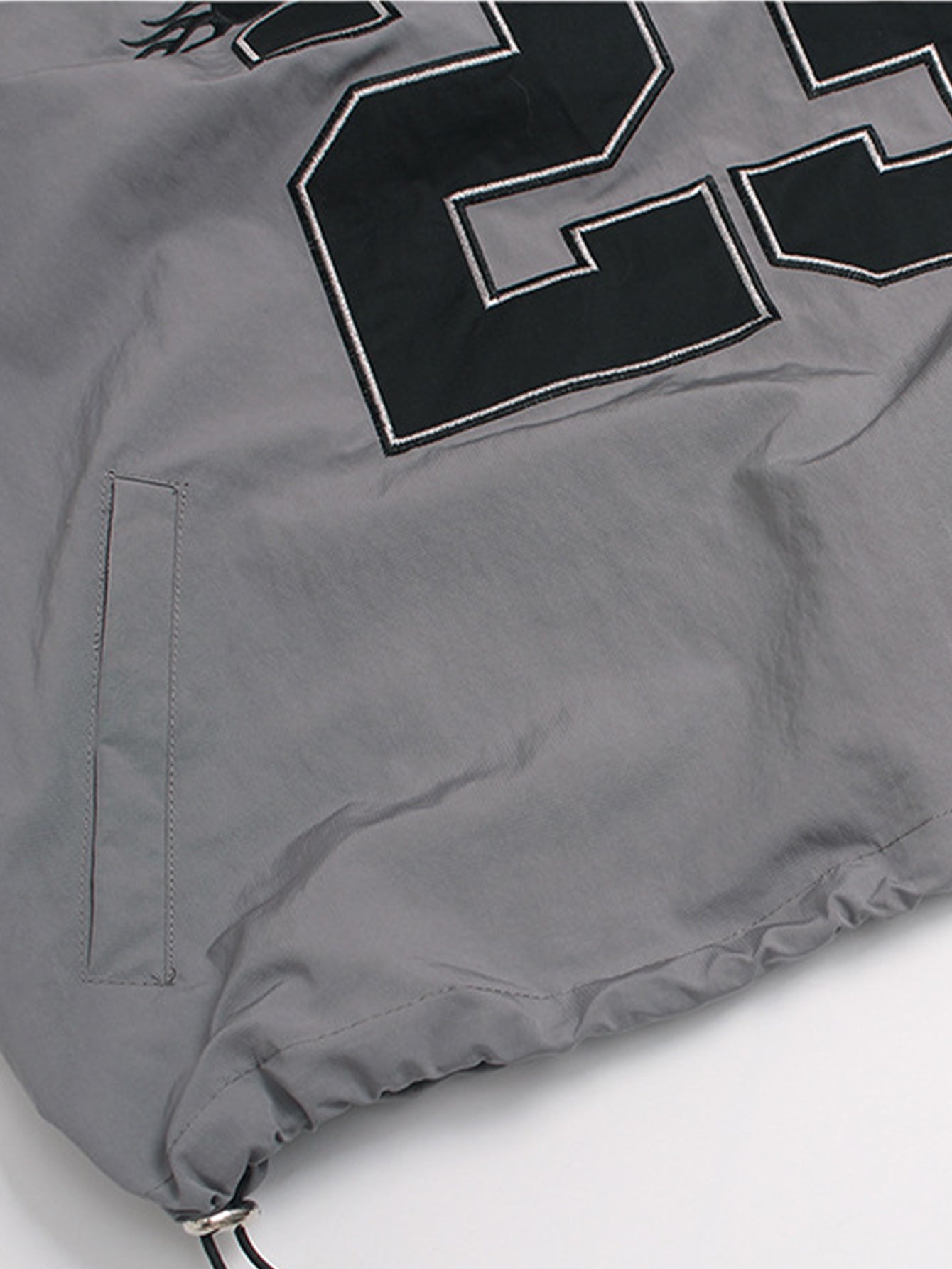 Long Sleeved Number Print V Neck Sweatshirt